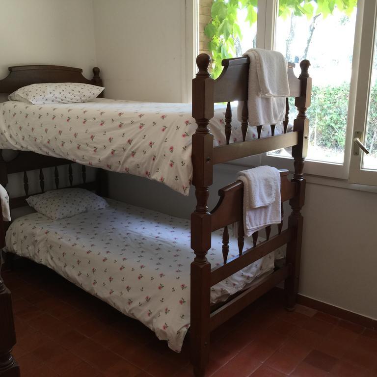 הוסטל סנטה כריסטינה ד'ארו Residential Horse Club Costa Brava מראה חיצוני תמונה